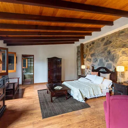 Landhaus La Tanquera Y Rosas *