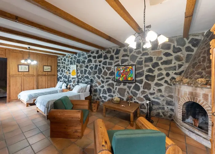 Country house La Tanquera Y Rosas *