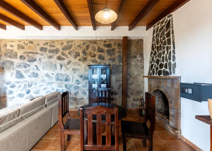 La Tanquera Y Rosas Casa rural *